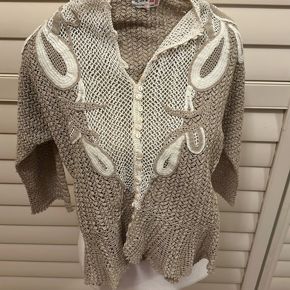 Lim lace top